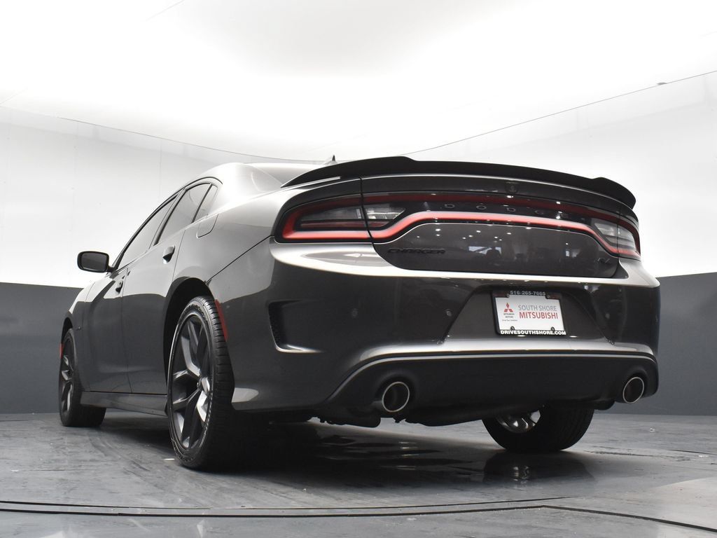 Used 2022 Dodge Charger R/T w/ Blacktop Package RWD image 24