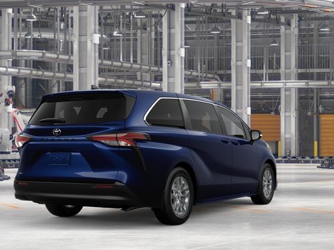 New 2026 Toyota Sienna LE AWD/4WD image 11