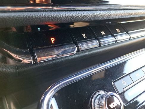 Used 2023 Lincoln Navigator L Reserve image 32