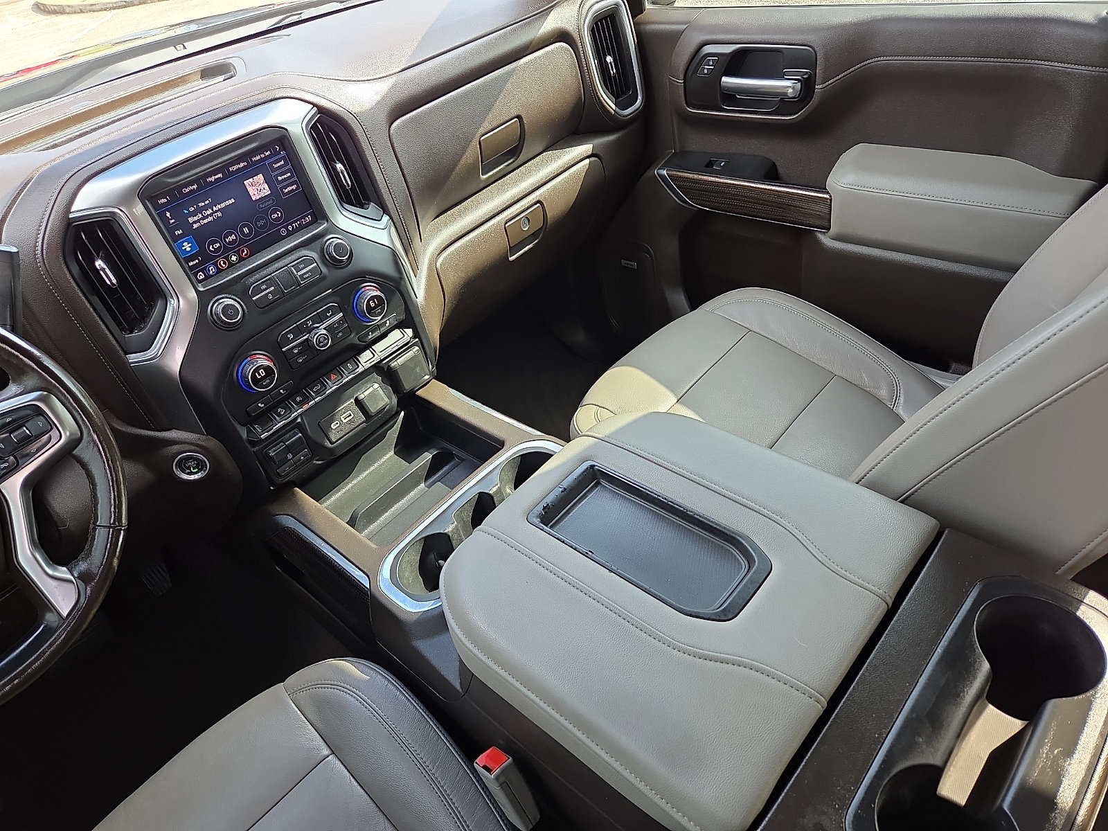 Used 2020 Chevrolet Silverado 1500 RST w/ All-Star Edition AWD/4WD image 12