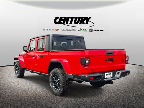 Used 2024 Jeep Gladiator Sport image 6