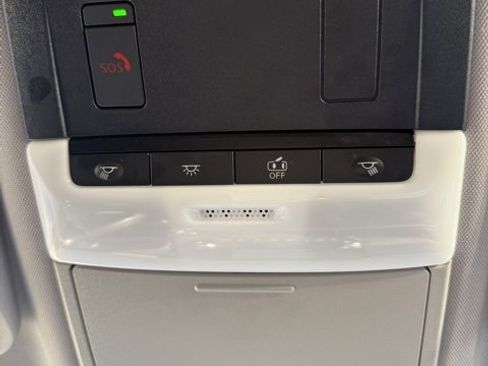 Used 2024 Mitsubishi Outlander SE image 39