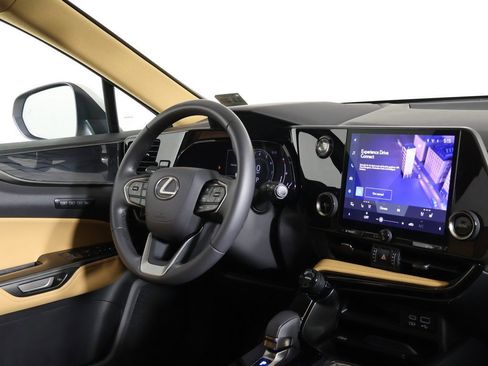 Used 2022 Lexus NX 250 FWD w/ Premium Package image 33