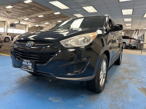 Used 2011 Hyundai Tucson GLS w/ Navigation Pkg 2 image 10