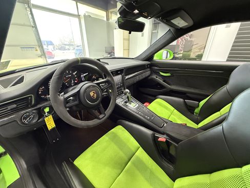 Used 2019 Porsche 911 GT3 RS RWD image 18