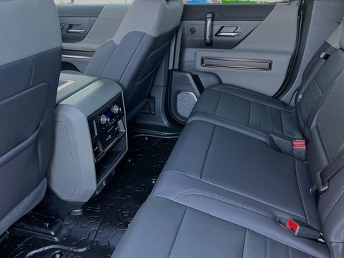 New 2025 GMC Hummer EV 3X w/ Extreme Off-Road Package image 9