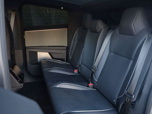 Used 2025 Tesla Cybertruck AWD Crew Cab image 26