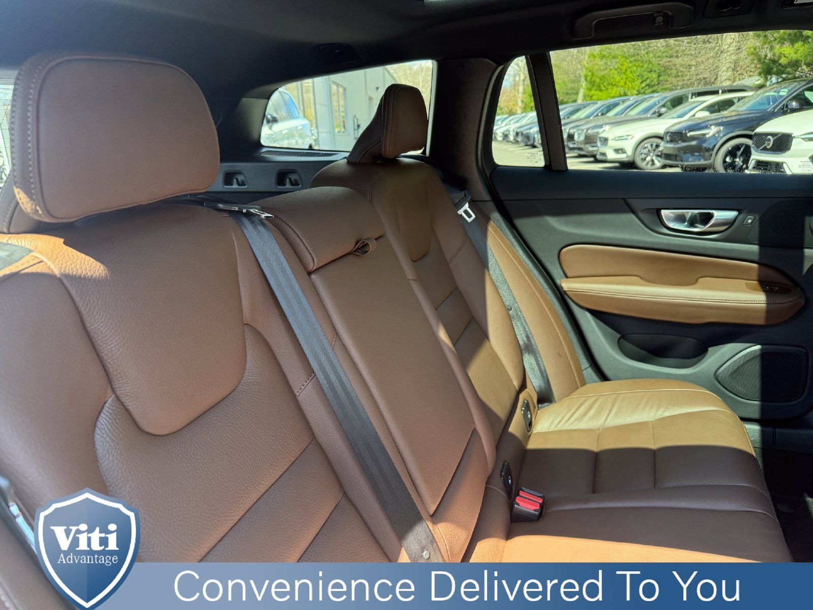 Certified 2025 Volvo V60 B5 Cross Country Plus AWD/4WD image 28