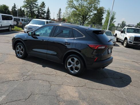 Certified 2025 Ford Escape ST-Line AWD/4WD image 7
