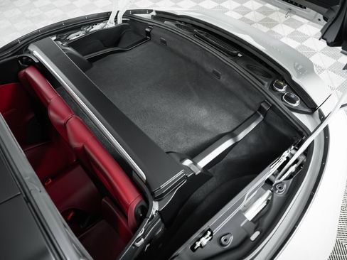 Used 2018 Porsche 911 Targa 4 GTS image 94