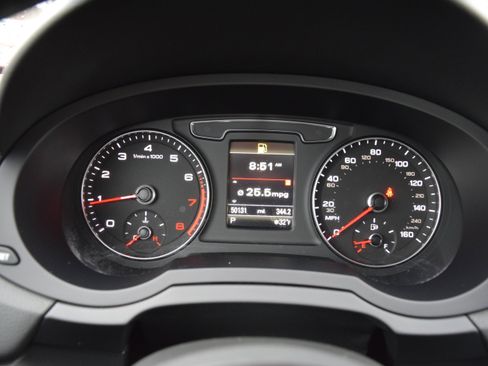 Used 2018 Audi Q3 2.0T Premium image 12