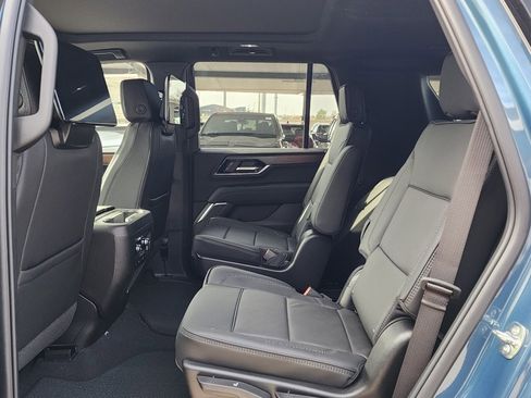 New 2026 GMC Yukon Denali w/ Denali Reserve Package image 50