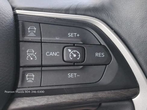Used 2021 Jeep Grand Cherokee L Limited AWD/4WD image 28
