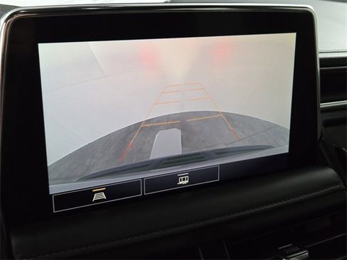 Used 2021 Chevrolet Tahoe Z71 image 25