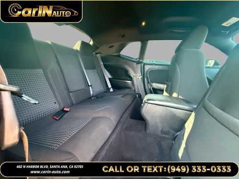 Used 2020 Dodge Challenger SXT w/ Blacktop Package image 15