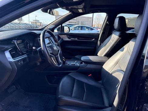 Certified 2024 Cadillac XT5 Premium Luxury image 3
