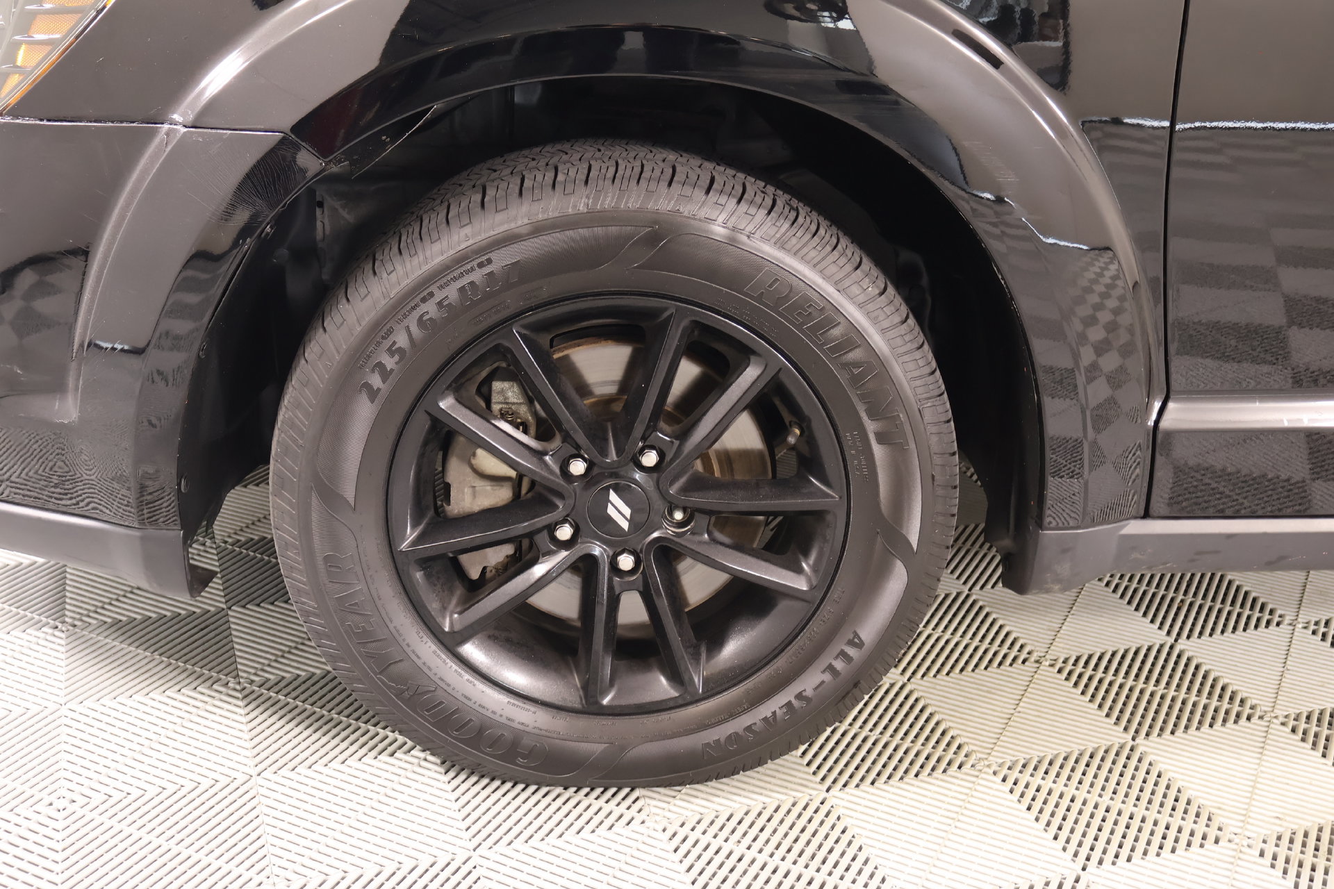 Used 2019 Dodge Journey SE FWD image 16
