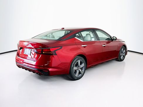 Used 2021 Nissan Altima 2.5 SL image 9