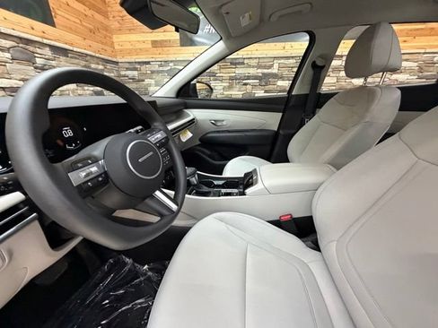 Used 2026 Hyundai Tucson SE AWD/4WD image 13