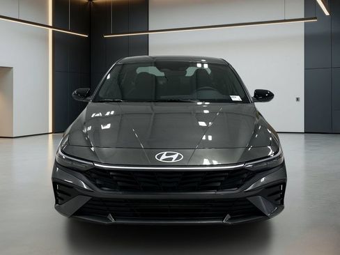 Certified 2026 Hyundai Elantra Sport FWD image 10