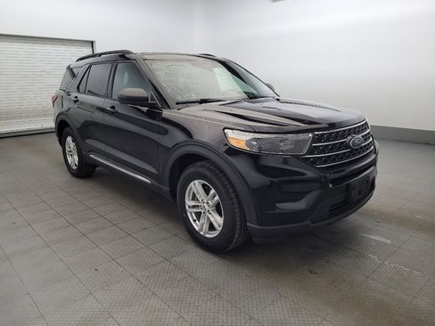 Used 2020 Ford Explorer XLT w/ Comfort Package AWD/4WD image 13