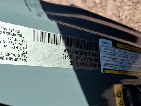 New 2026 Jeep Gladiator Sport image 24