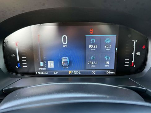Used 2024 Ford Escape ST-Line w/ Tech Pack #1 AWD/4WD image 18