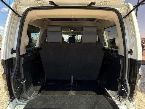 Used 2016 Land Rover LR4 HSE AWD/4WD image 31