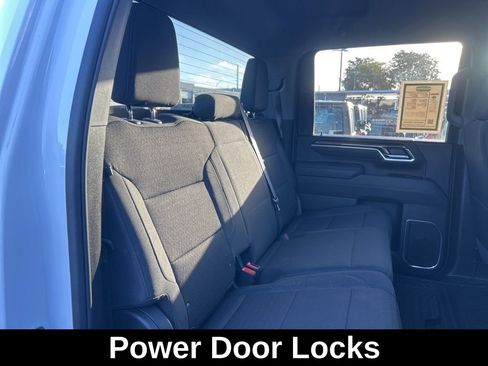 Used 2025 Chevrolet Silverado 2500 LT w/ Convenience Package image 28