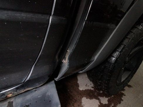 Used 2011 RAM 1500 Sport w/ Remote Start & Security Group image 81