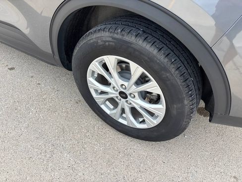 Used 2025 Ford Escape Active AWD/4WD image 7