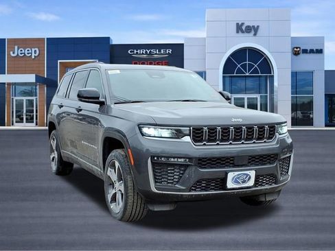 New 2026 Jeep Grand Cherokee L Limited AWD/4WD image 3