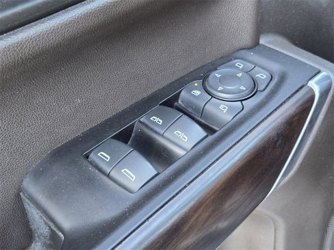 Used 2019 GMC Sierra 1500 SLT w/ SLT Premium Package image 33