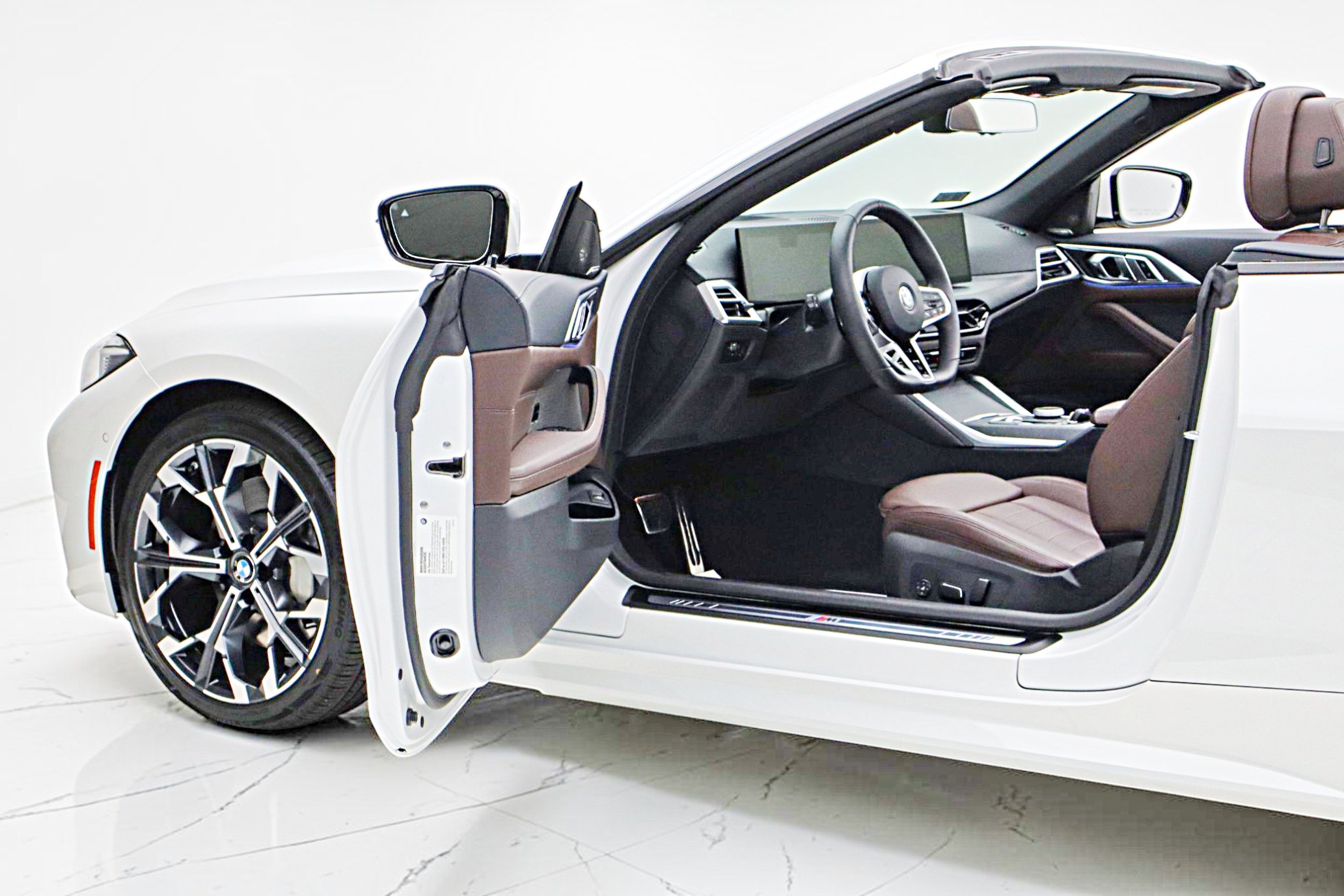 Used 2026 BMW 430i xDrive Convertible w/ M Sport Package AWD/4WD image 5