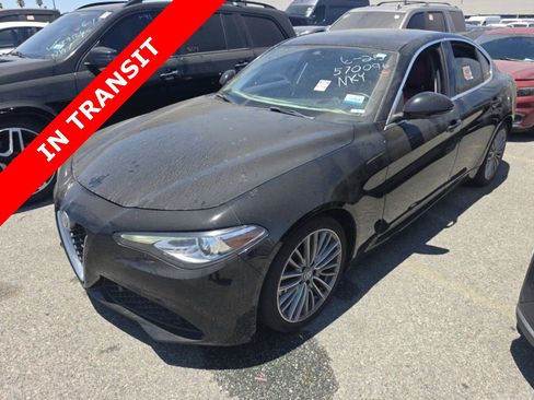 Used 2018 Alfa Romeo Giulia Ti w/ Quick Order Package 22Z Lusso RWD image 1