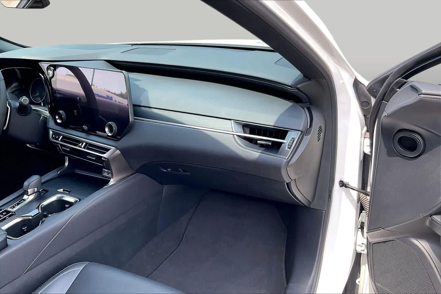 Used 2023 Lexus RX 350 Premium FWD image 18