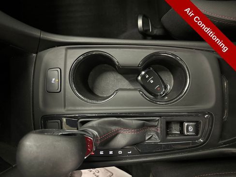 Used 2022 Chevrolet Equinox RS image 29