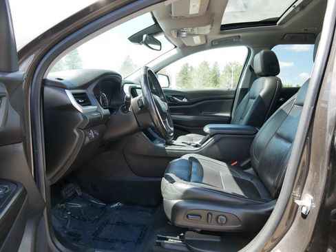 Used 2019 GMC Acadia SLT AWD/4WD image 10