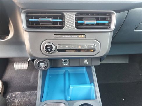 New 2025 Ford Maverick XLT w/ XLT Luxury Package image 30