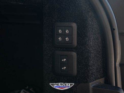 Used 2018 Land Rover Range Rover Long Wheelbase Supercharged image 54