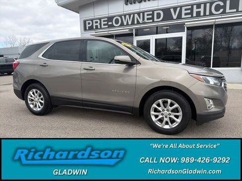 Certified 2018 Chevrolet Equinox LT FWD image 1