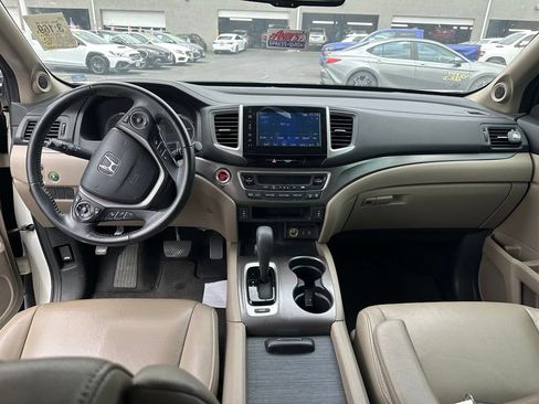 Used 2016 Honda Pilot EX-L image 10