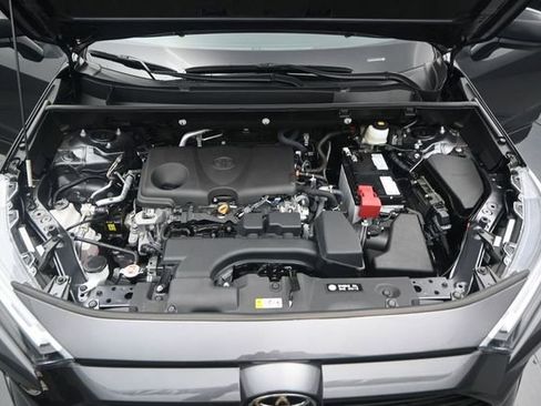 Used 2025 Toyota RAV4 LE FWD image 16