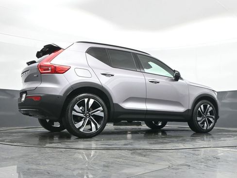 New 2026 Volvo XC40 B5 Ultra w/ Protection Package Premier AWD/4WD image 39