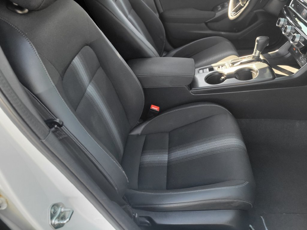 Used 2023 Honda Civic Sport image 17