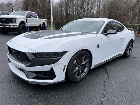 New 2026 Ford Mustang Dark Horse image 3