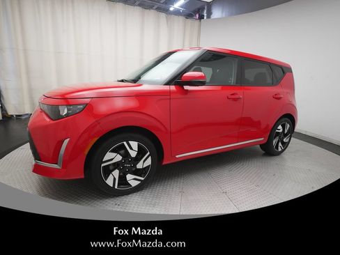 Used 2023 Kia Soul GT-Line FWD image 1