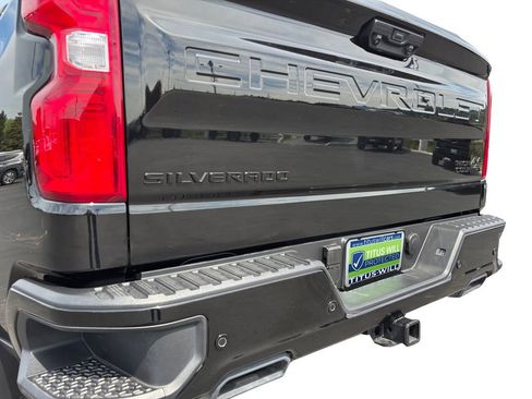 Used 2025 Chevrolet Silverado 1500 High Country w/ Midnight Edition AWD/4WD image 35