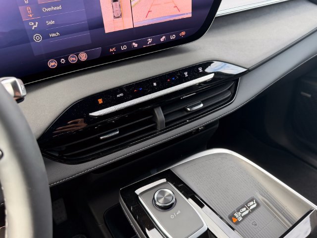 New 2027 Buick Enclave Sport Touring w/ Power Package FWD image 12