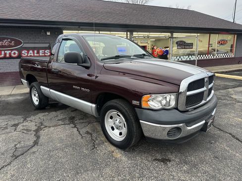 Used 2004 Dodge Ram 1500 Truck ST w/ ST Value Group image 2